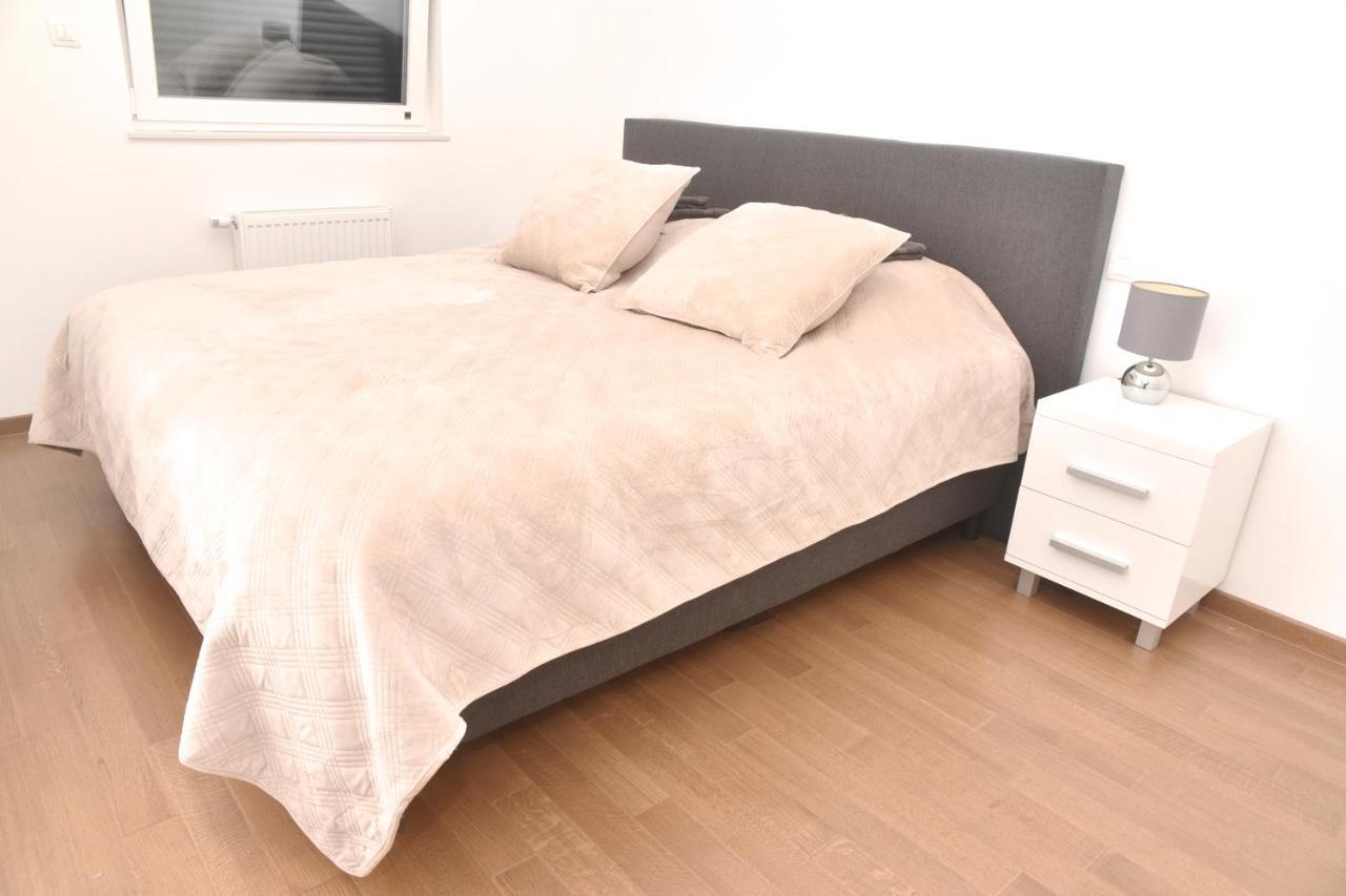 Jackey Apartment بانيا لوكا المظهر الخارجي الصورة