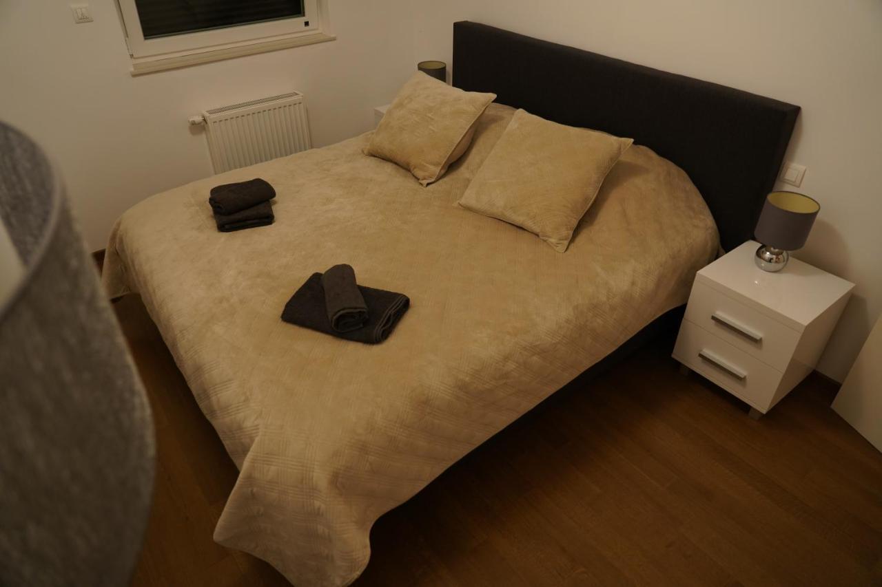Jackey Apartment بانيا لوكا المظهر الخارجي الصورة